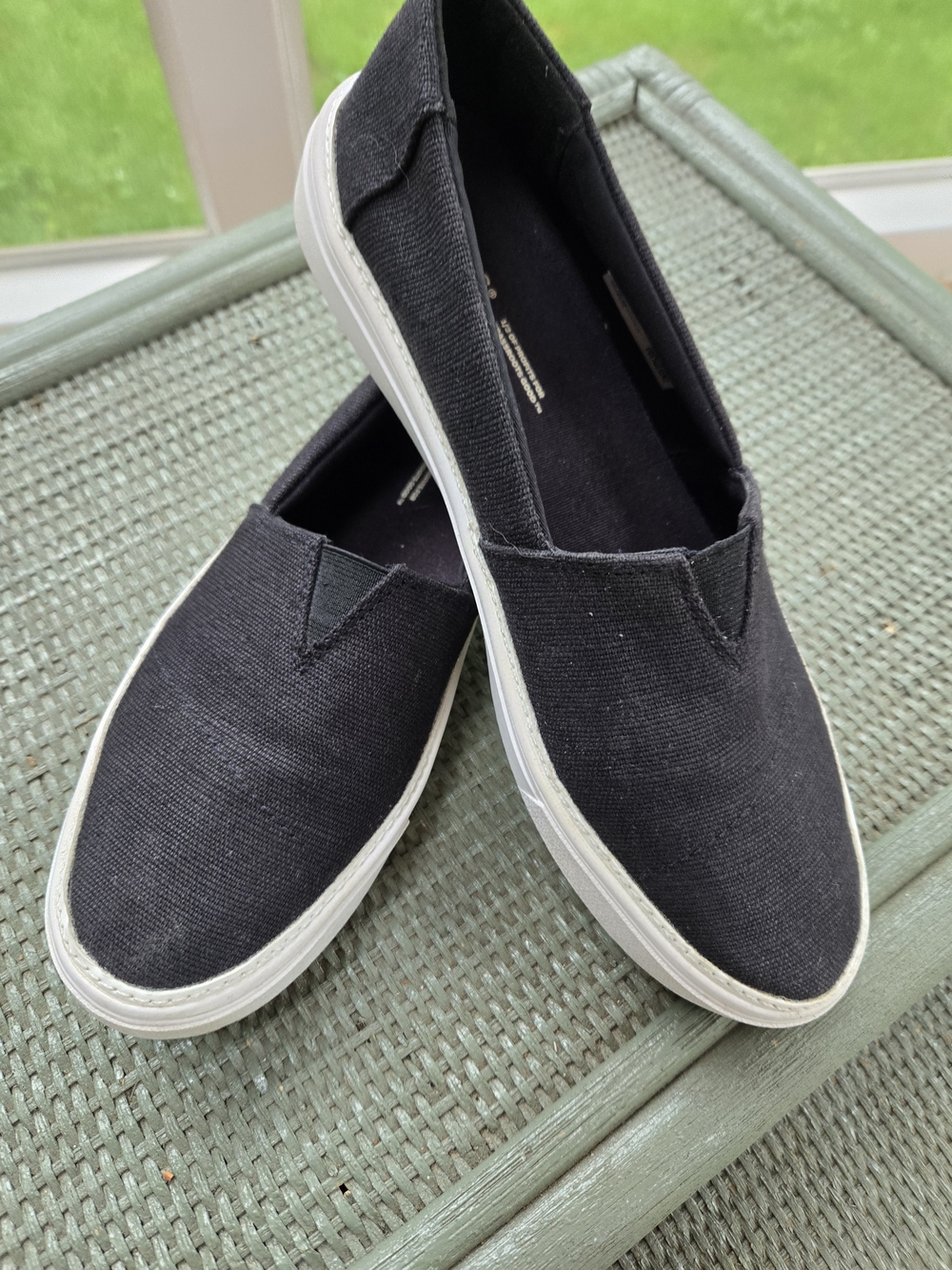 Toms Womens  Black Canvas Slip-On Espadrilles with White Sole